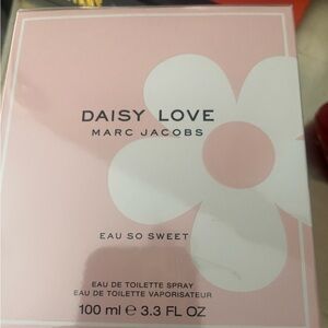 Marc Jacobs Daisy Love Perfume